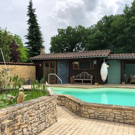Hotel Le Bon Chemin Roulotte Sainte-Nathalène Exteriér fotografie